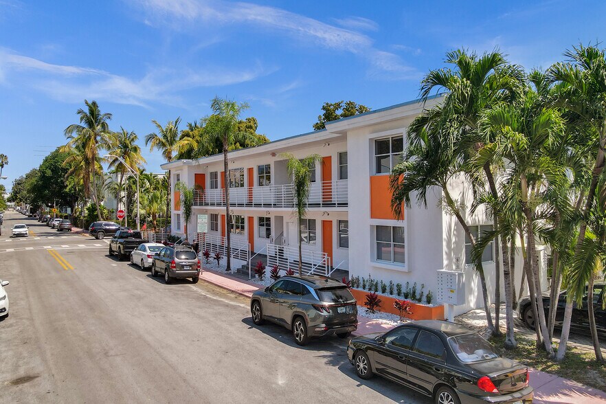 More Photos Of 1000 7th St, Miami Beach Apartments For Sale