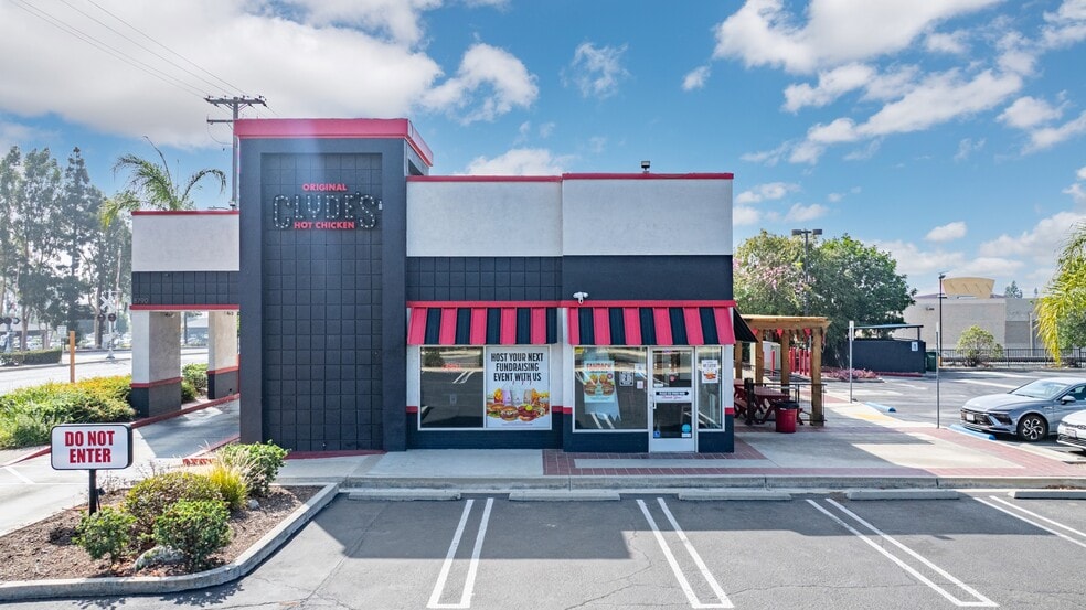 More Photos Of 8790 Central Ave, Montclair Fast Food For Sale