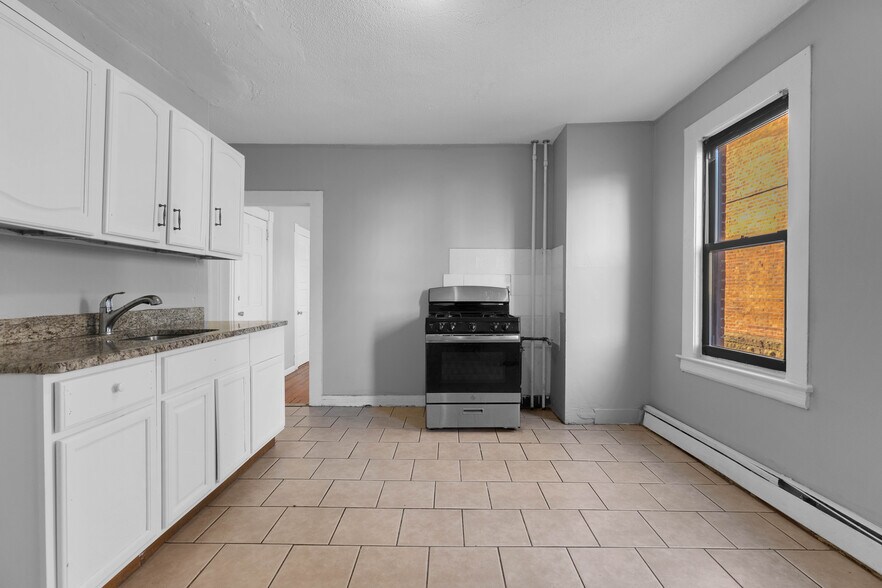 More Photos Of 100 Preston St, Hartford Apartments For Sale