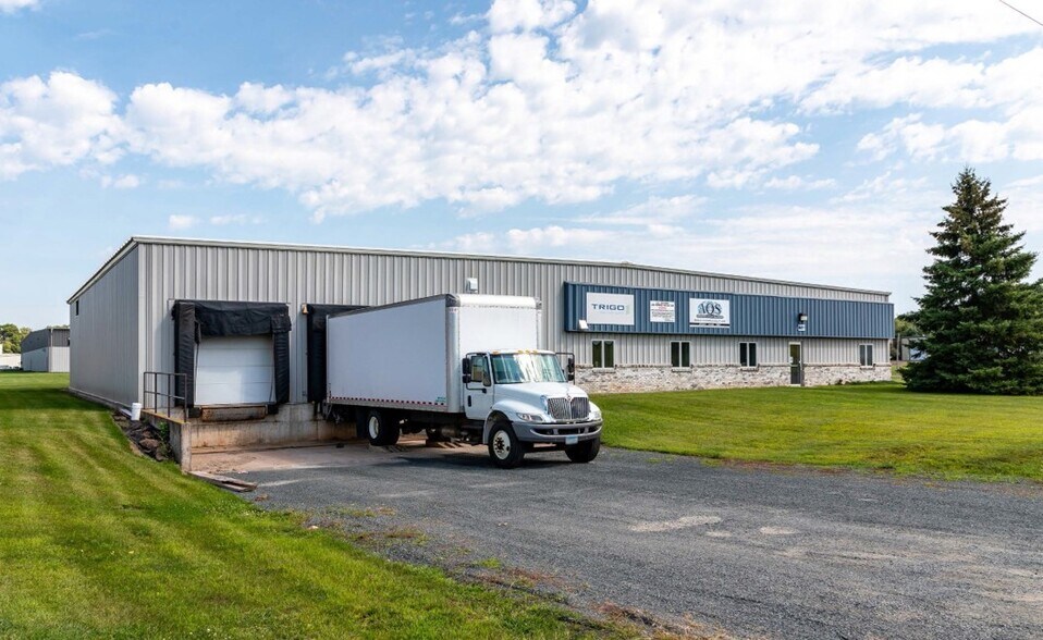 More Photos Of 807 Prospect Ave, Osceola Manufacturing For Lease