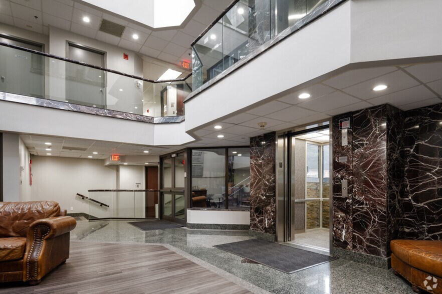 More Photos Of 11130 Jollyville Rd, Austin Office For Lease