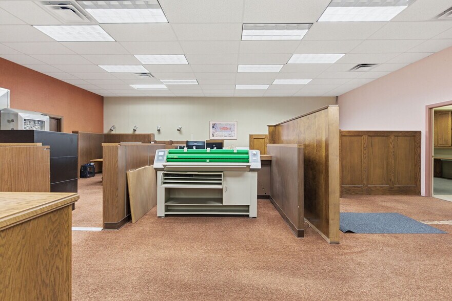 More Photos Of 1025 Central Ave, Tracy Medical For Sale