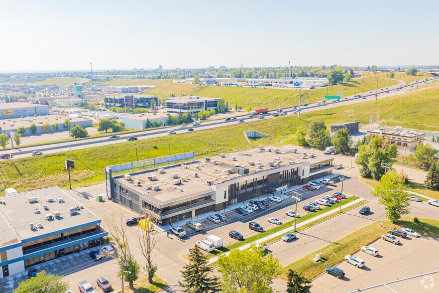 More Photos Of 1035 64th Av SE, Calgary Medical For Lease