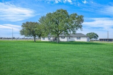 More Photos Of 10550 Brinkmeyer Rd, Needville Flex For Sale