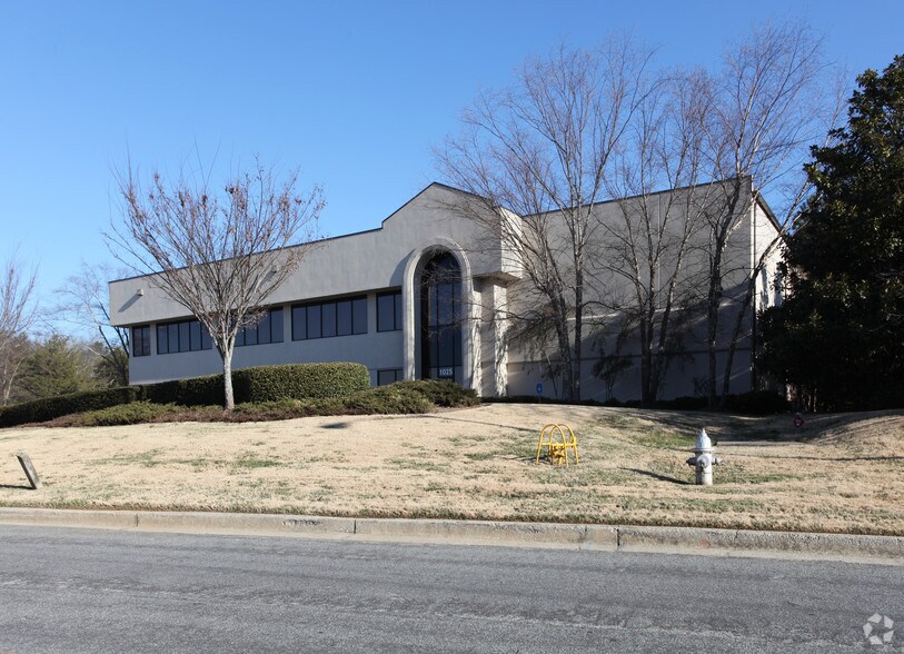 More Photos Of 1025 Progress Cir, Lawrenceville Distribution For Sale