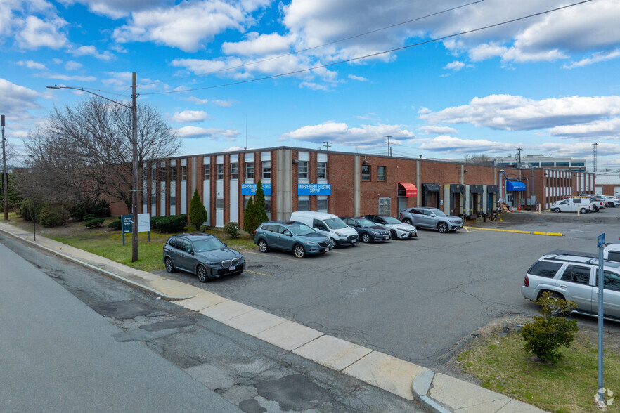 Primary Photo Of 41 Innerbelt Rd, Somerville Warehouse For Lease