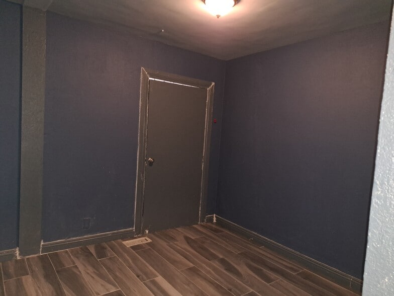 More Photos Of 5830-5838 Overhill Dr, Los Angeles Medical For Lease