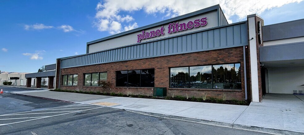 More Photos Of 5000-5200 Mowry Ave, Fremont Unknown For Lease