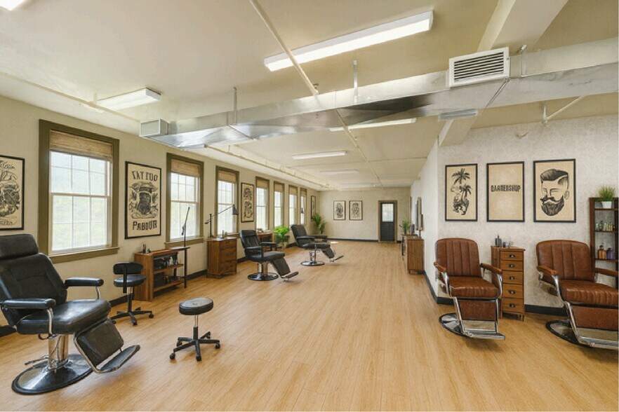 More Photos Of 264 Botsford St, Moncton Office For Lease