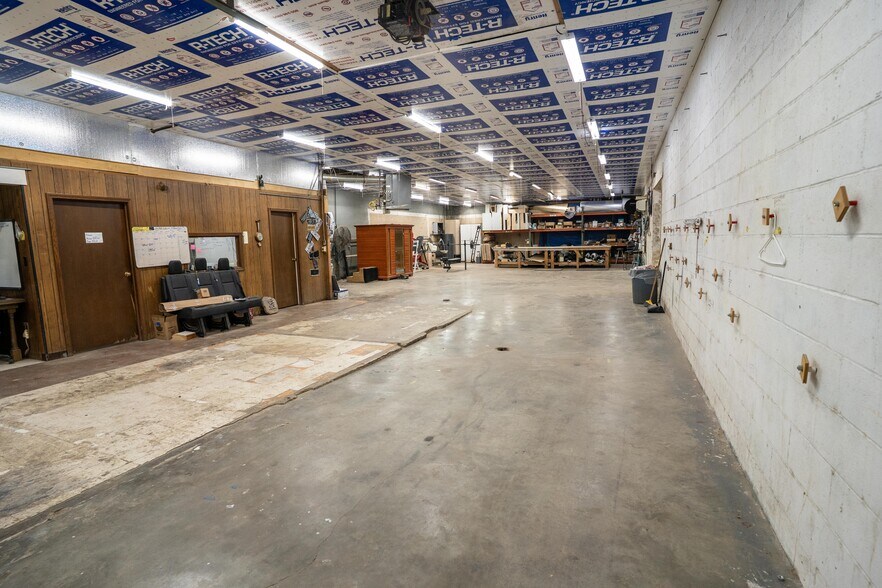 More Photos Of 2026-2030 Prospect Ave, Kansas City Warehouse For Sale
