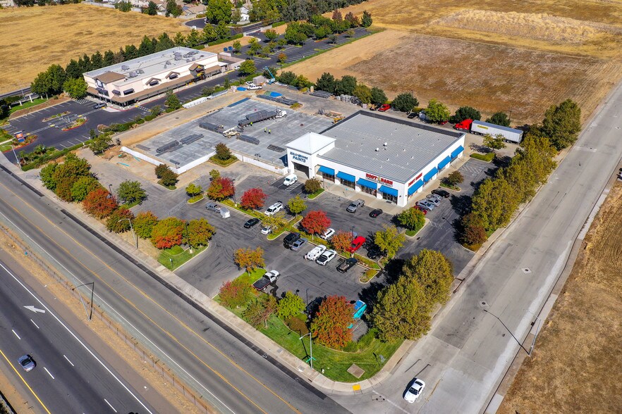 More Photos Of 10299 E Stockton Blvd, Elk Grove Storefront For Lease