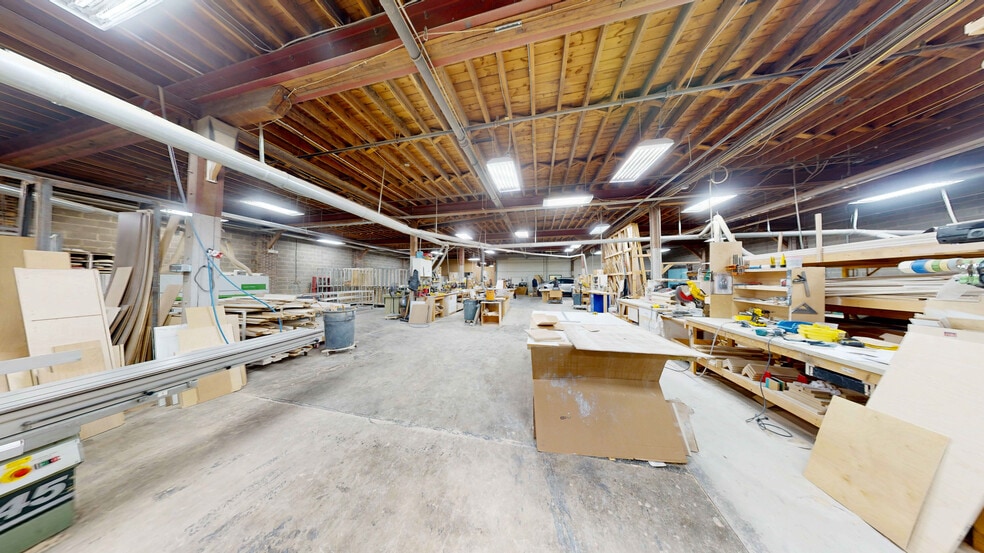 More Photos Of 519 Armour Dr, Charlotte Warehouse For Sale