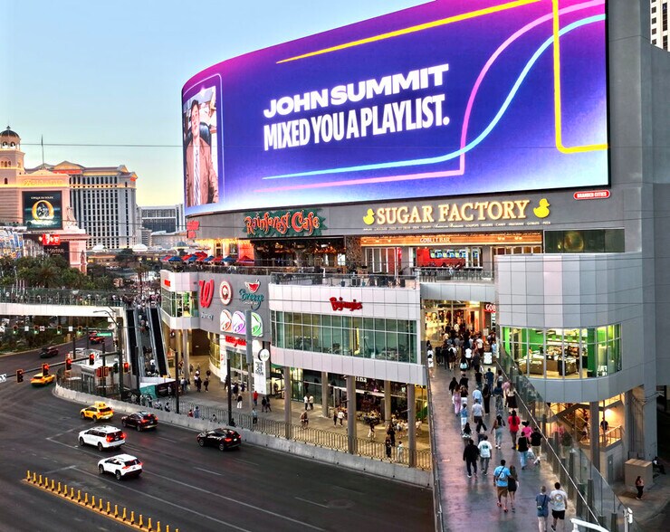 More Photos Of 3717 S Las Vegas Blvd, Las Vegas Unknown For Lease