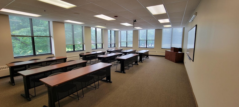 More Photos Of 1030 E Jefferson Blvd, South Bend Medical For Sale