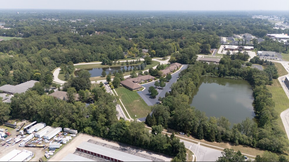 More Photos Of 7311 Crossleigh Ct, Toledo Office For Sale