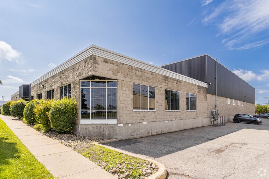 More Photos Of 6630-6650 Rue Abrams, Montréal Warehouse For Lease
