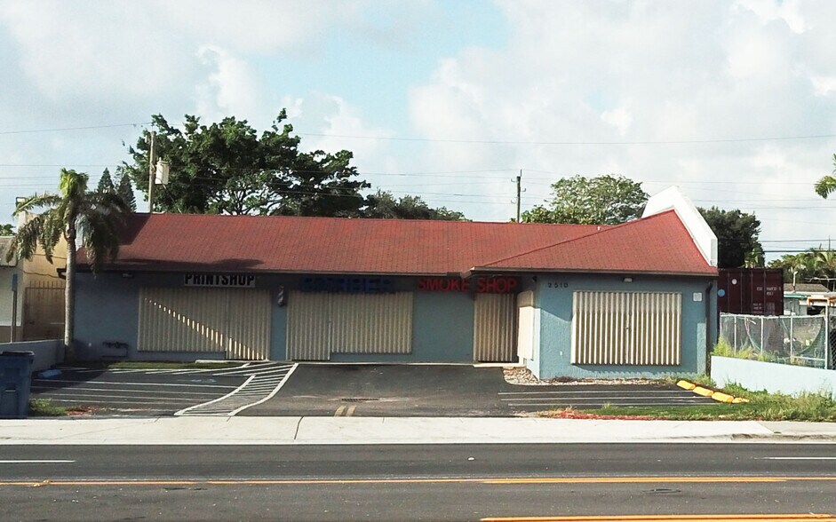 More Photos Of 2510 NW 19th St, Fort Lauderdale Freestanding For Sale