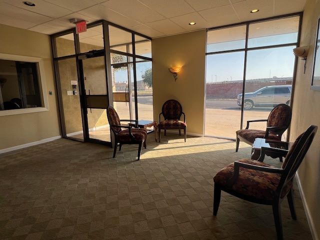 More Photos Of 6502 Caprock Dr, Lubbock Office For Sale