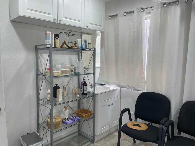 More Photos Of 3097 S Decatur Blvd, Las Vegas Office Residential For Sale