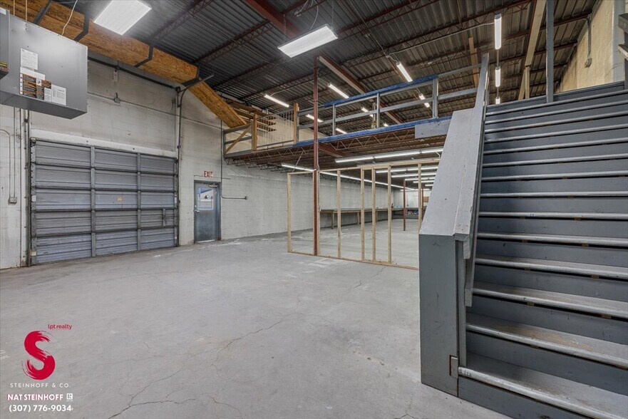 More Photos Of 4113 W Yellowstone Hwy, Casper Flex For Sale