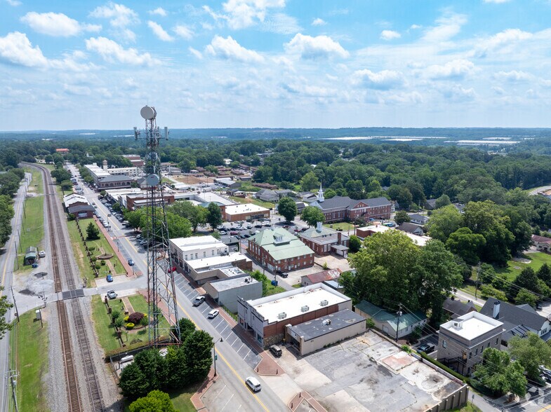 More Photos Of 123 W Main St, Buford General Retail For Sale