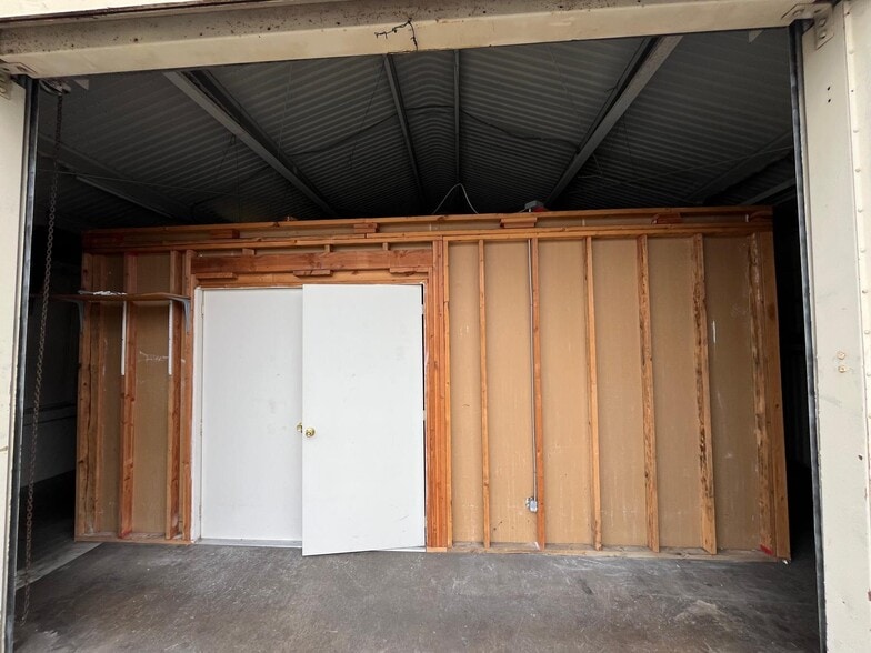 More Photos Of 558 E Lewelling Blvd, San Lorenzo Freestanding For Lease