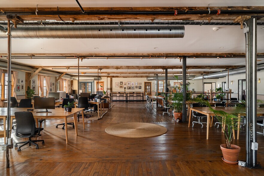 More Photos Of 359 Columbia St, Hudson General Retail For Sale