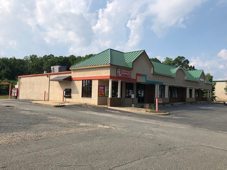 More Photos Of 2921 Crain Hwy, Waldorf General Retail For Lease