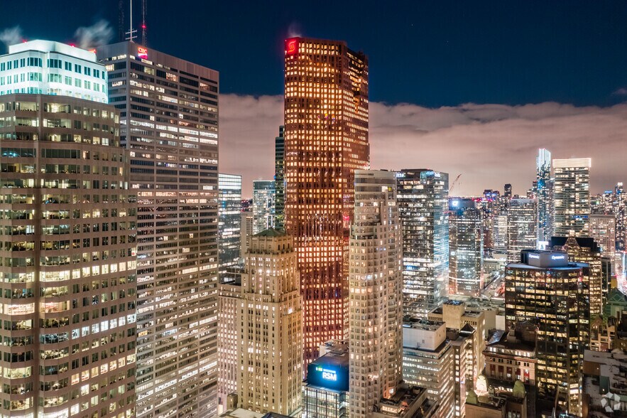 More Photos Of 40 King St W, Toronto Office For Lease