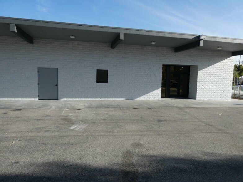 More Photos Of 6000 San Fernando Rd, Glendale Warehouse For Lease