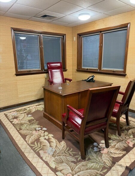 More Photos Of 50 S 18th St, Easton Office For Sale