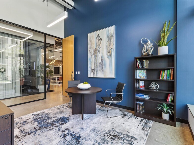 More Photos Of 550 Reserve St, Southlake Loft Creative Space For Lease