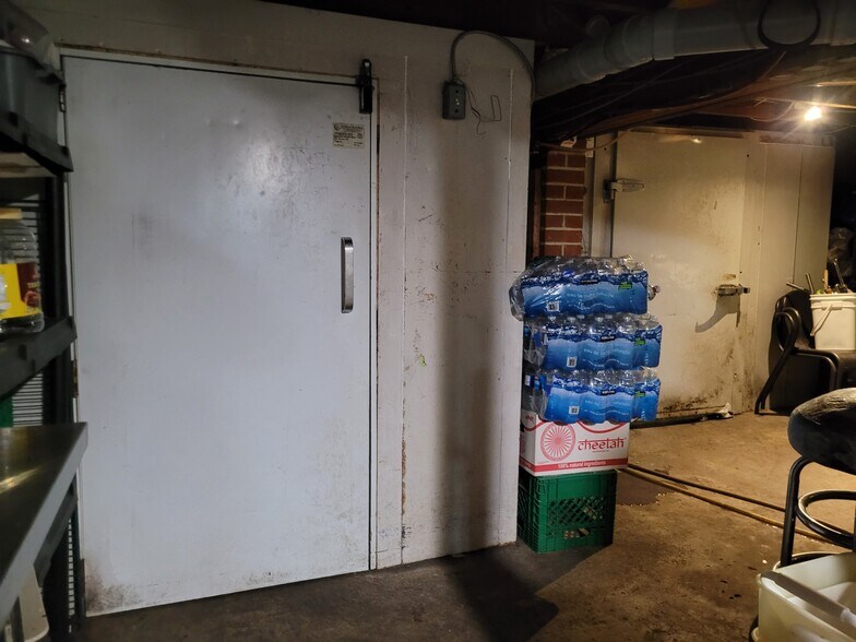 More Photos Of 84 King St W, Oshawa Storefront Retail Residential For Sale