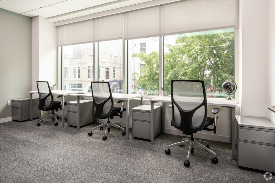 More Photos Of 501 Congress Ave, Austin Office For Lease