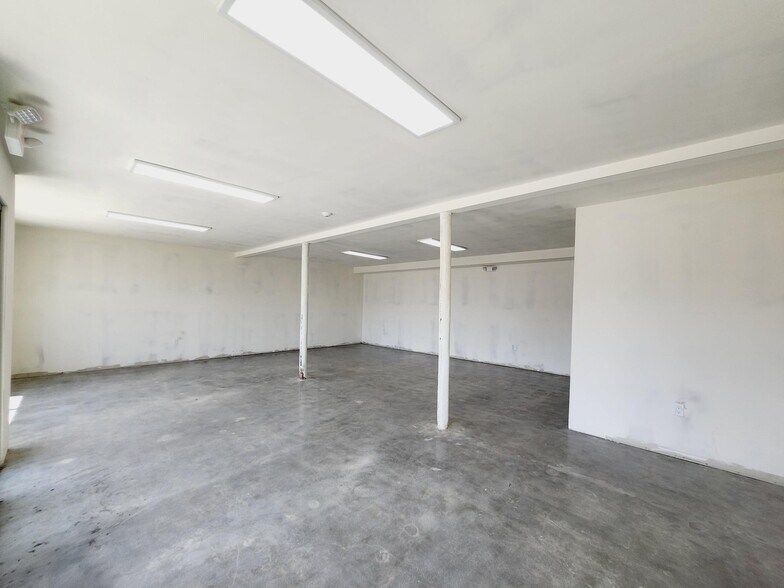 More Photos Of 1401 Pacific Coast Hwy, Harbor City Apartments For Lease