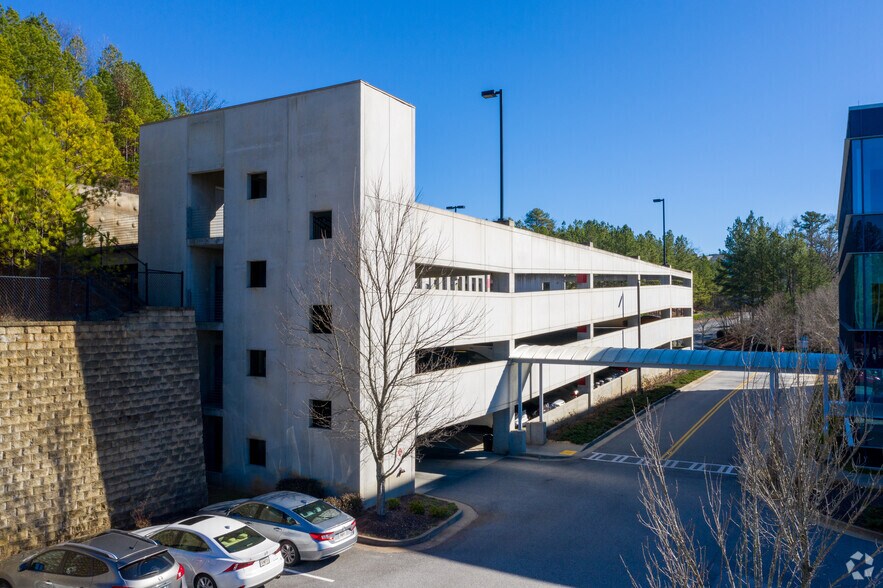 More Photos Of 3330 Preston Ridge Rd, Alpharetta Medical For Lease