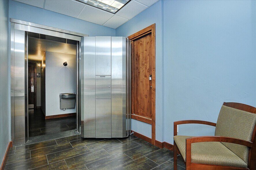 More Photos Of 130 W 2nd St, Salida Medical For Sale