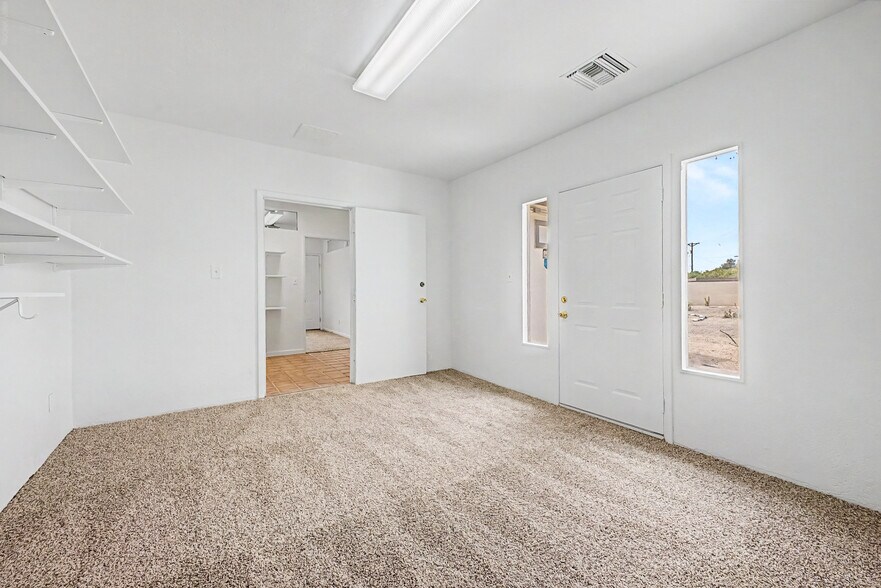 More Photos Of 8038 E Almeria Rd, Scottsdale Office For Sale