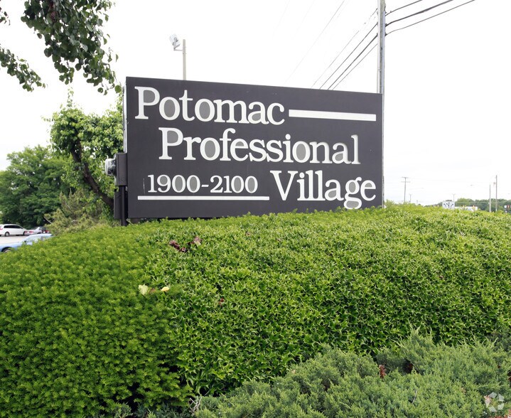 More Photos Of 2026 Opitz Blvd, Woodbridge Office For Lease