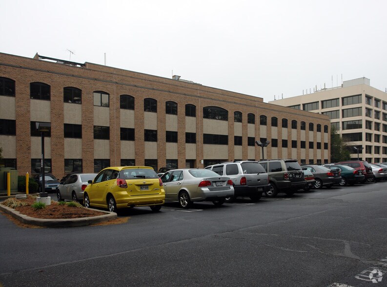 More Photos Of 10770 Columbia Pike, Silver Spring Coworking Space