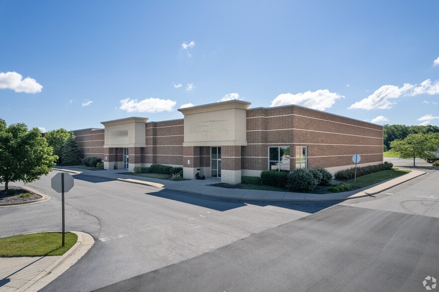 More Photos Of 10550 Maysville Rd, Fort Wayne Unknown For Lease