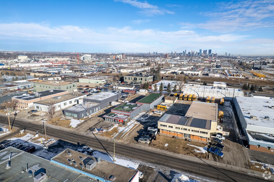 More Photos Of 7024 Farrell Rd SE, Calgary Warehouse For Sale