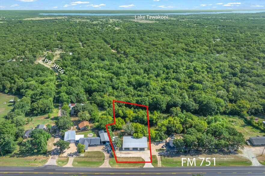 More Photos Of 10015 FM 751, Quinlan Flex For Sale