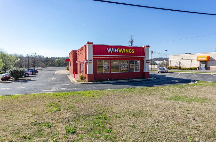 More Photos Of 3530 Pelham Pky, Pelham Fast Food For Sale
