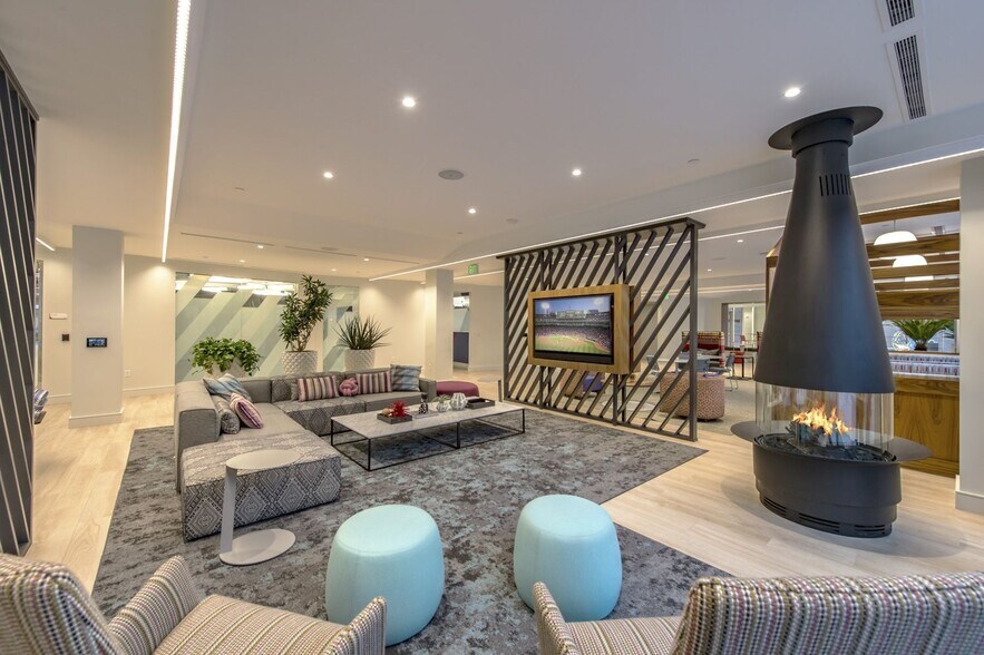 More Photos Of 190 Pleasant St, Malden Apartments For Lease