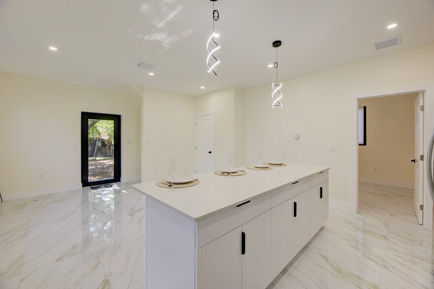 More Photos Of 742 NW 70th St, Miami Apartments For Sale