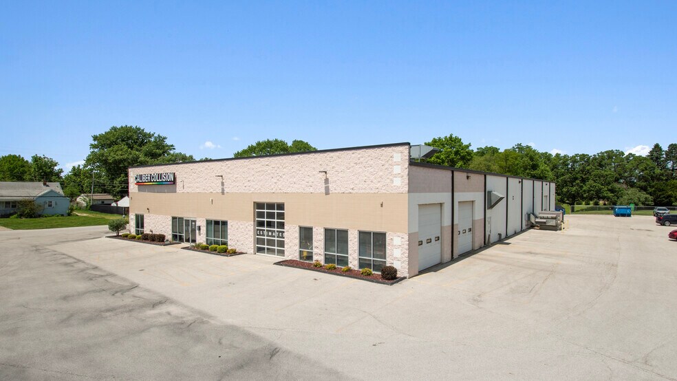 More Photos Of 3912 17th St, East Moline Auto Repair For Sale