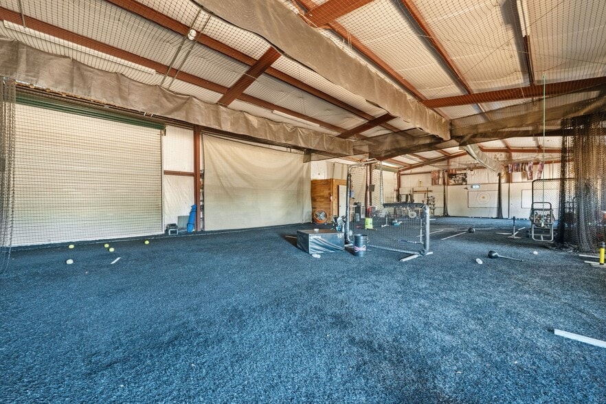 More Photos Of 3364 N Bagdad Rd, Leander Unknown For Lease