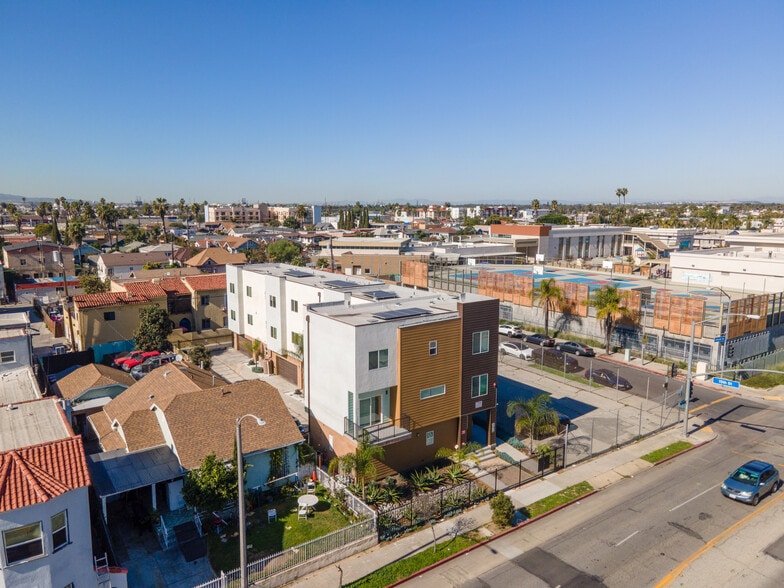 Primary Photo Of 1491 Atlantic Ave, Long Beach Apartments For Sale