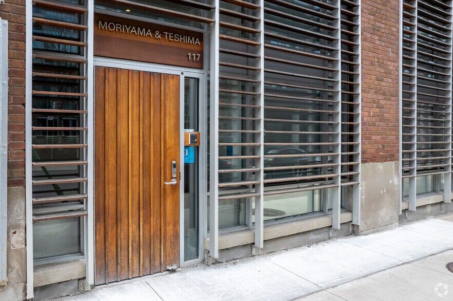 More Photos Of 109-117 George St, Toronto Office For Lease